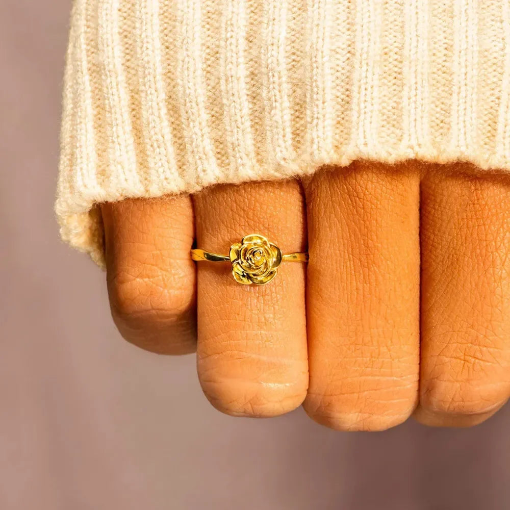 Rose Shape 18K Gold-Plated Ring – image 1 | Lilixa Trending Jewelry
