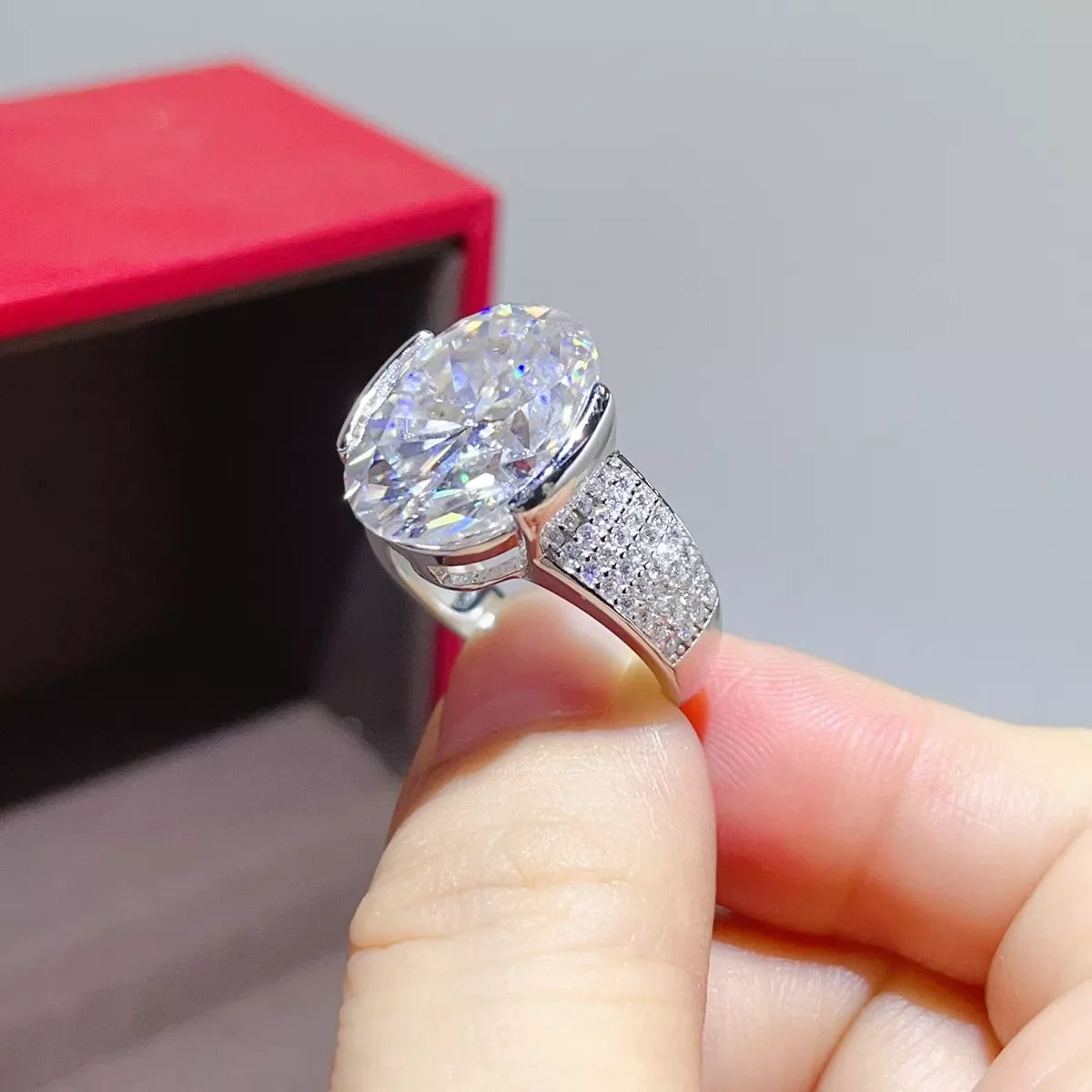 10 Carat Moissanite 925 Sterling Silver Oval Cut Ring for Women