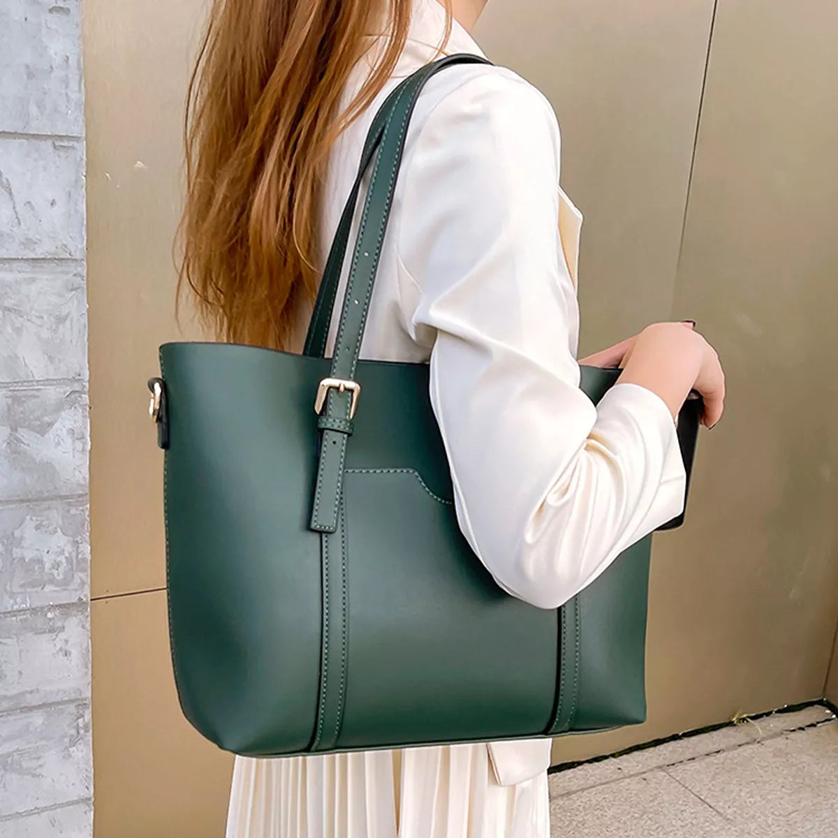 Vegan Leather Tote Bag in Green
