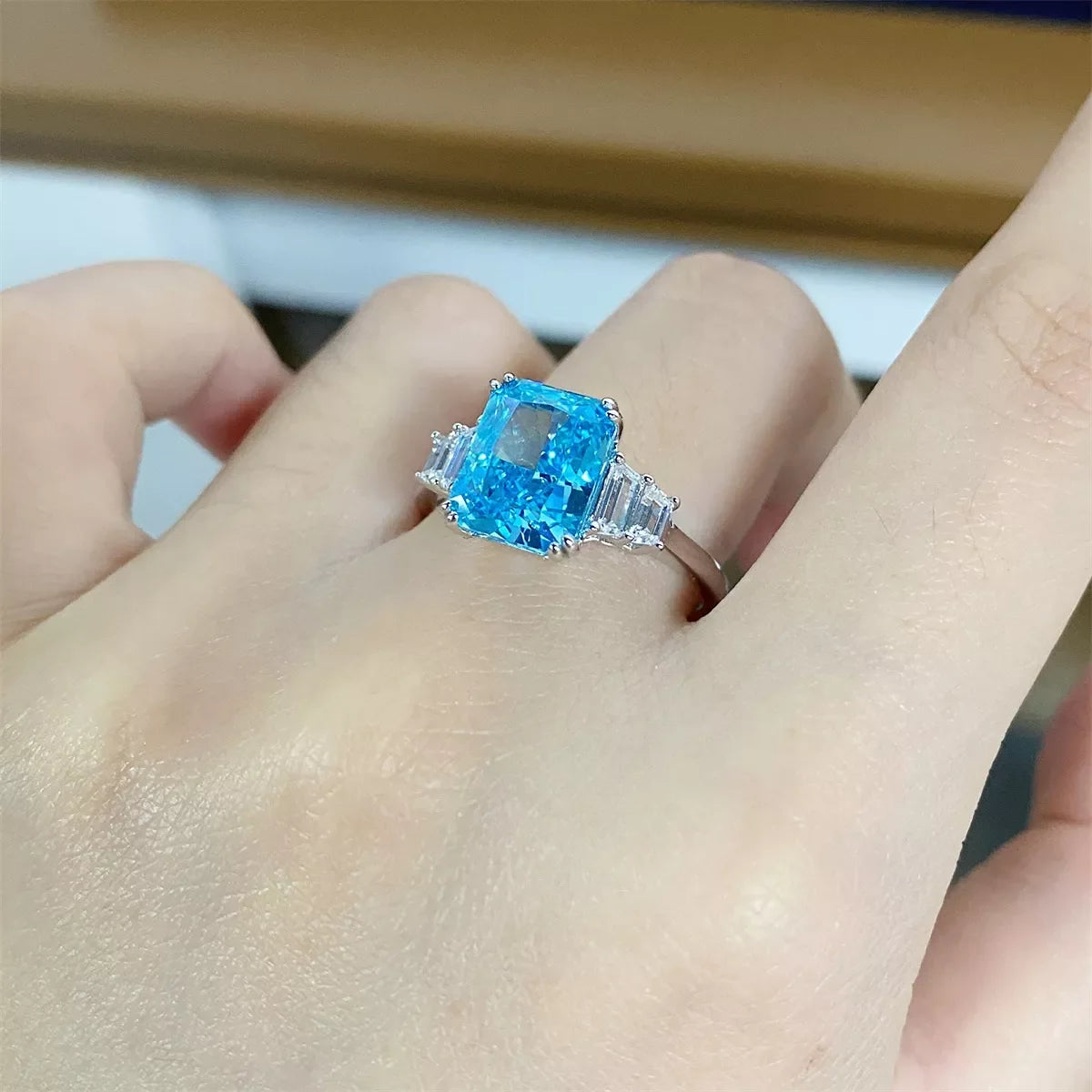 Baguette Sides 925 Sterling Silver Zircon Geometric Ring for Women