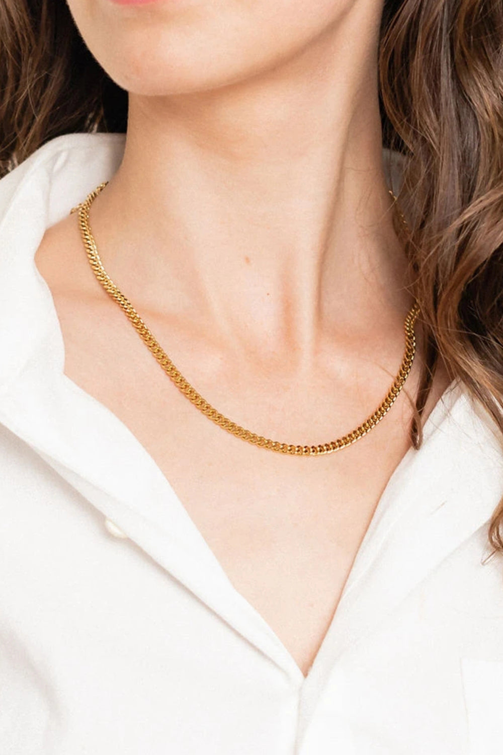 18K Gold Plated Curb Chain Necklace – image 3 | Lilixa Trending Jewelry