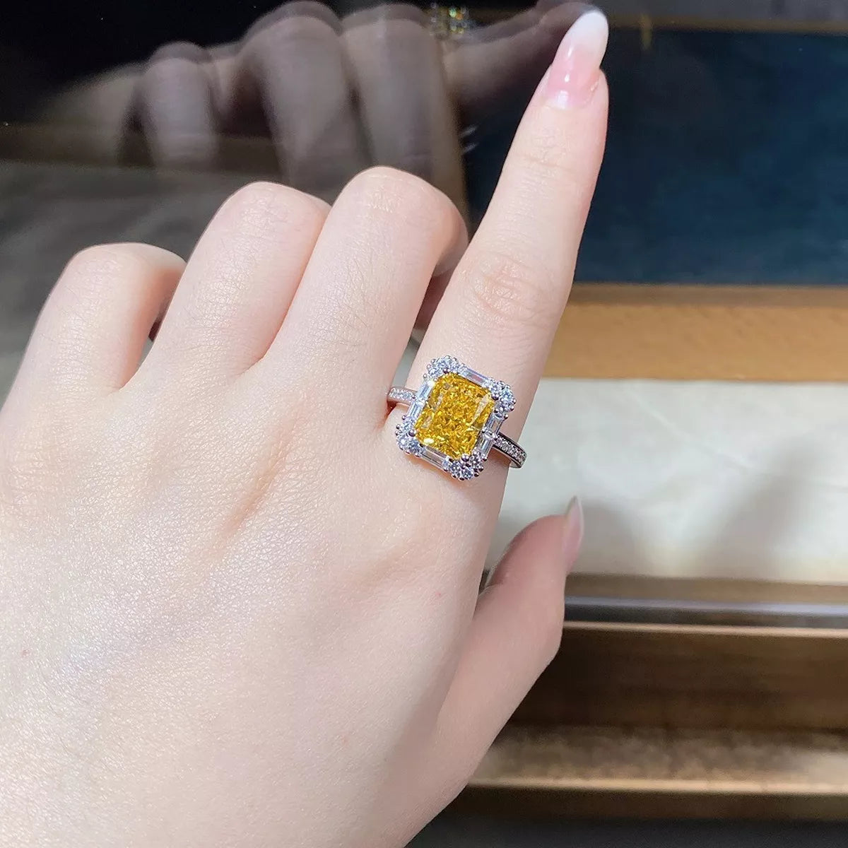 925 Sterling Silver Zircon Geometric Ring for Women in Canary Yellow
