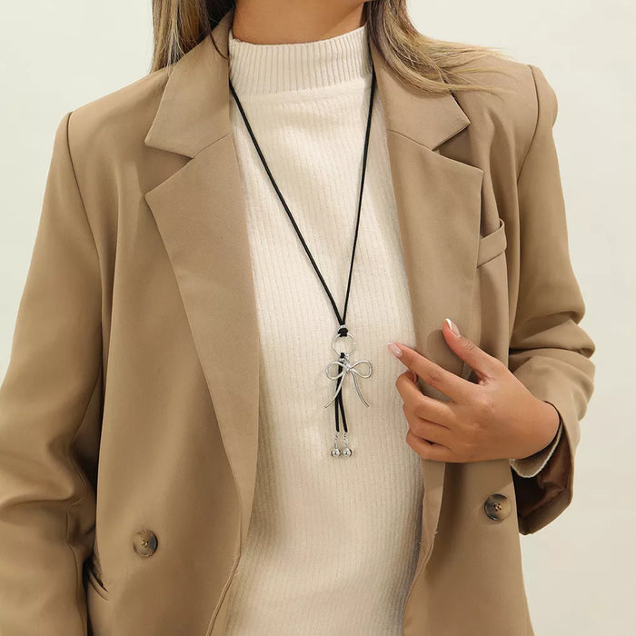 Elegant Bow Pendant Necklace for Women