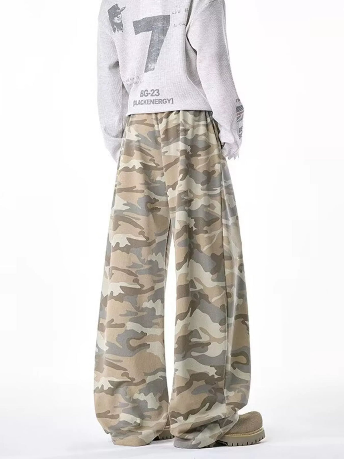 Men's Camouflage Wide Leg Pants in Tan