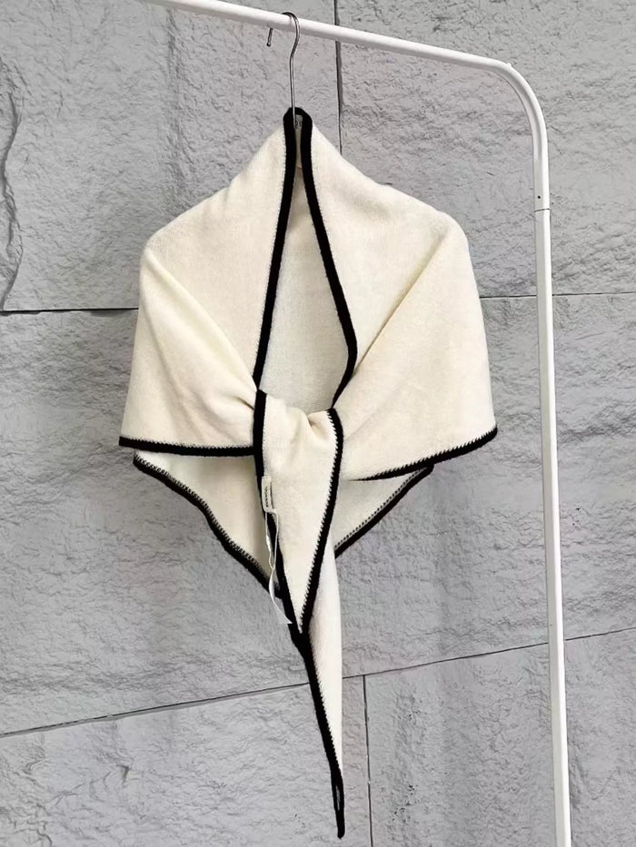 100% Wool Contrast Trim Scarf for Women