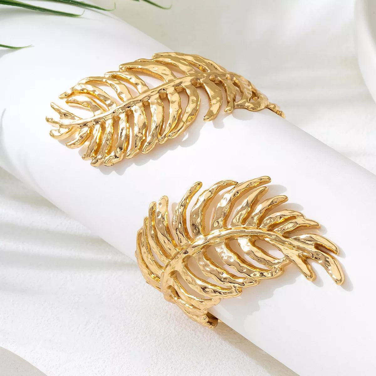 18K Gold-Plated Alloy Leaf Bracelet for Women