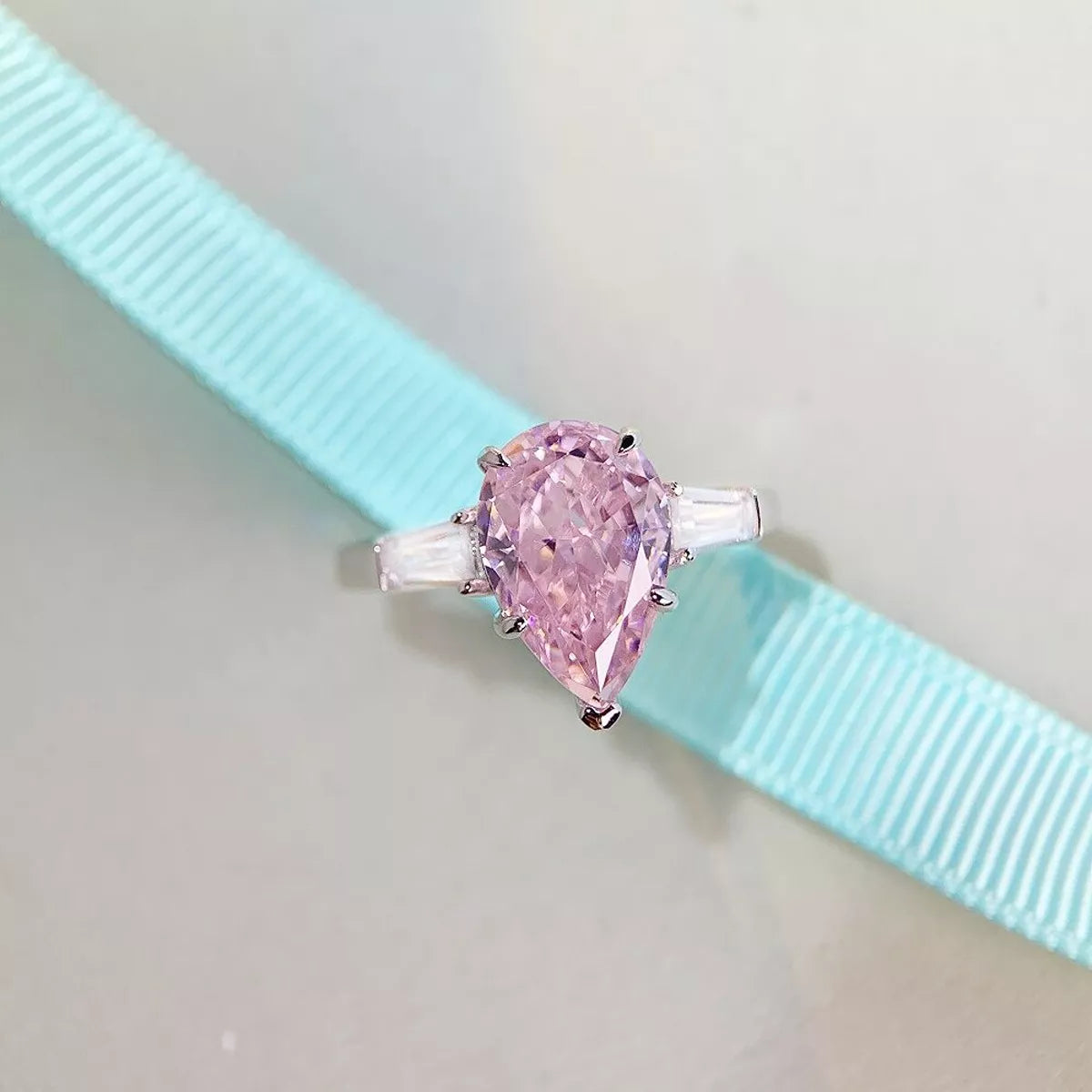 Side Stones 925 Sterling Silver Zircon Teardrop Ring for Women