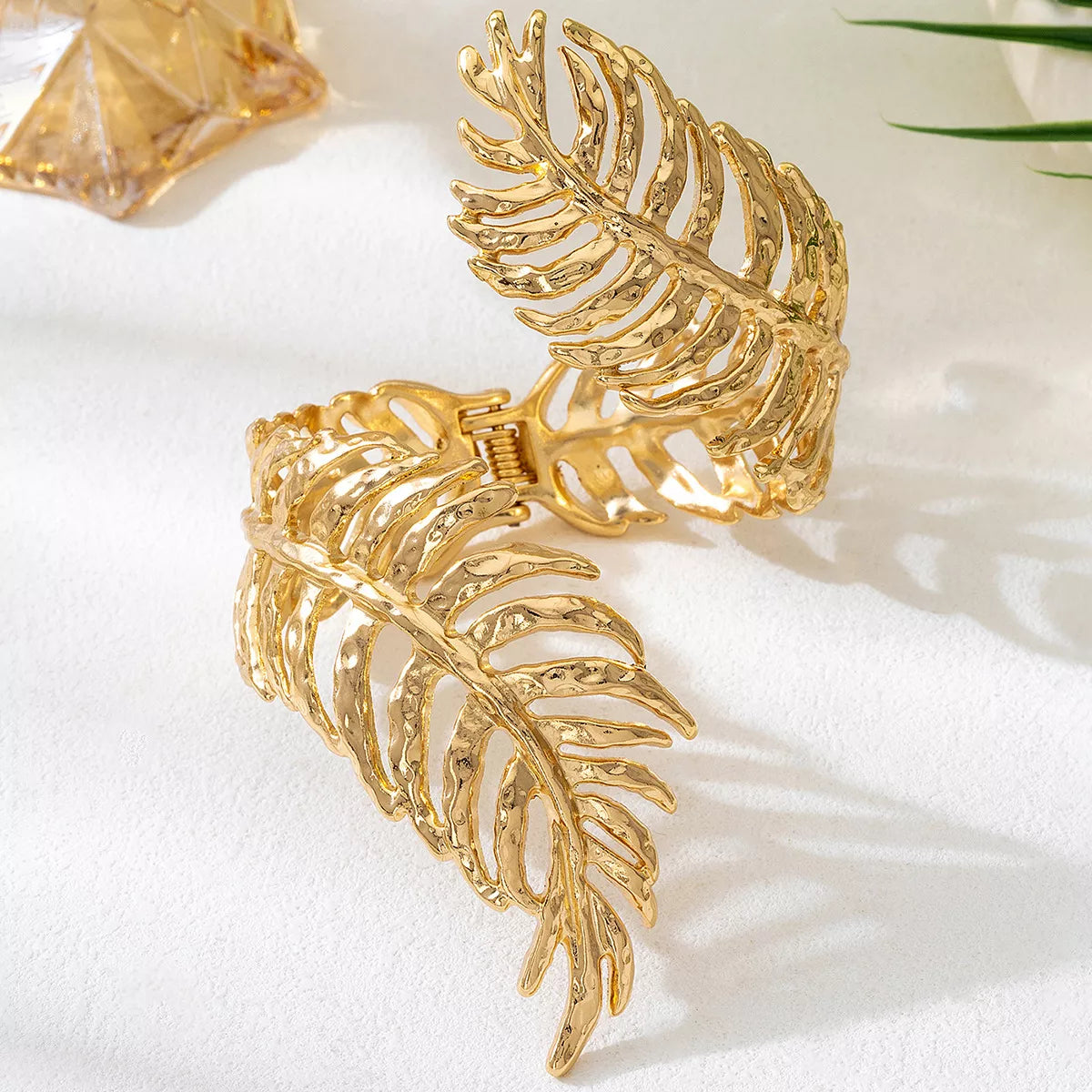 18K Gold-Plated Alloy Leaf Bracelet for Women