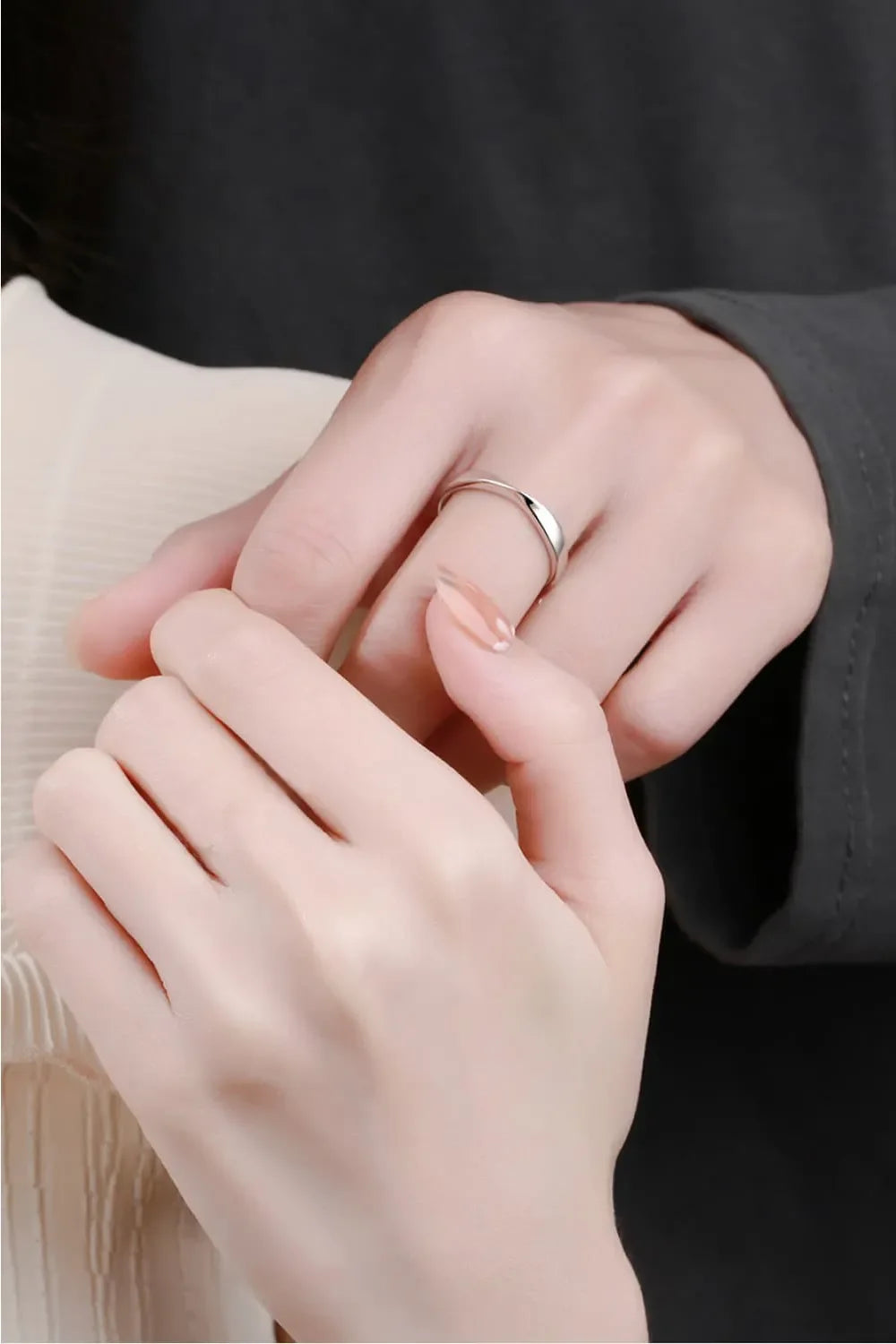 Minimalist 925 Sterling Silver Ring – image 2 | Lilixa Trending Jewelry