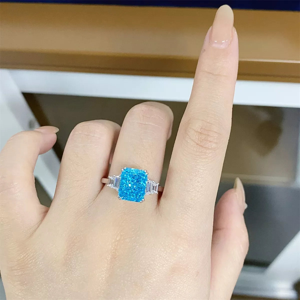 Baguette Sides 925 Sterling Silver Zircon Geometric Ring for Women