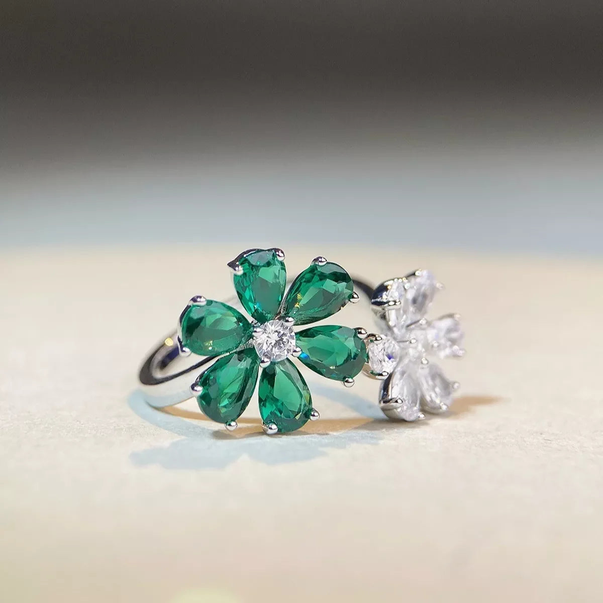 925 Sterling Silver Zircon Flower Ring for Women