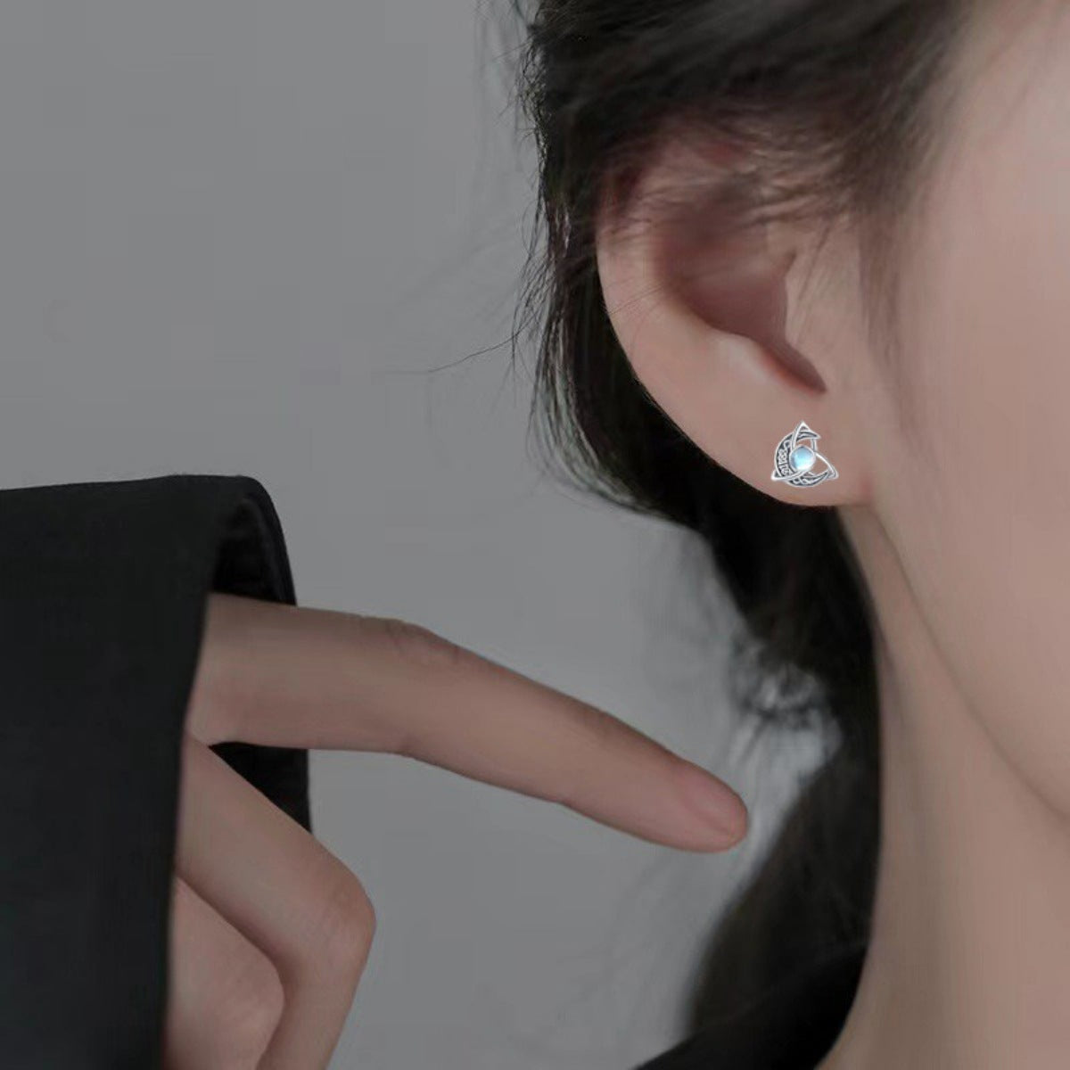 Moonstone Stud Earrings – image 1 | Lilixa Trending Jewelry