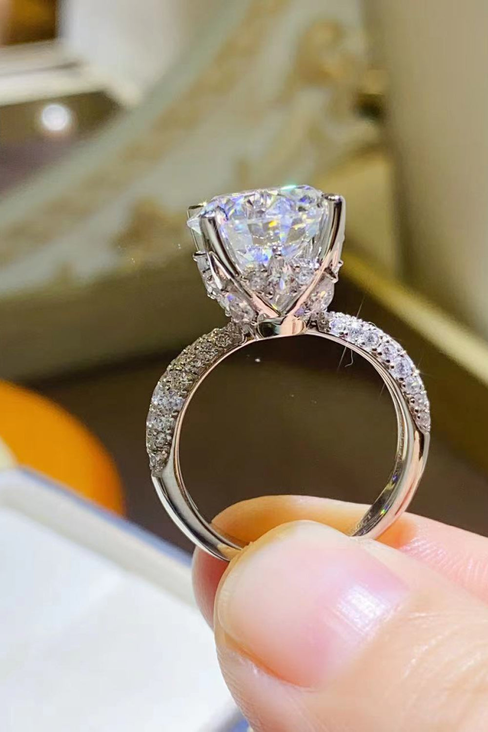 5 Carat Moissanite 925 Sterling Silver Ring – image 4 | Lilixa Trending Jewelry