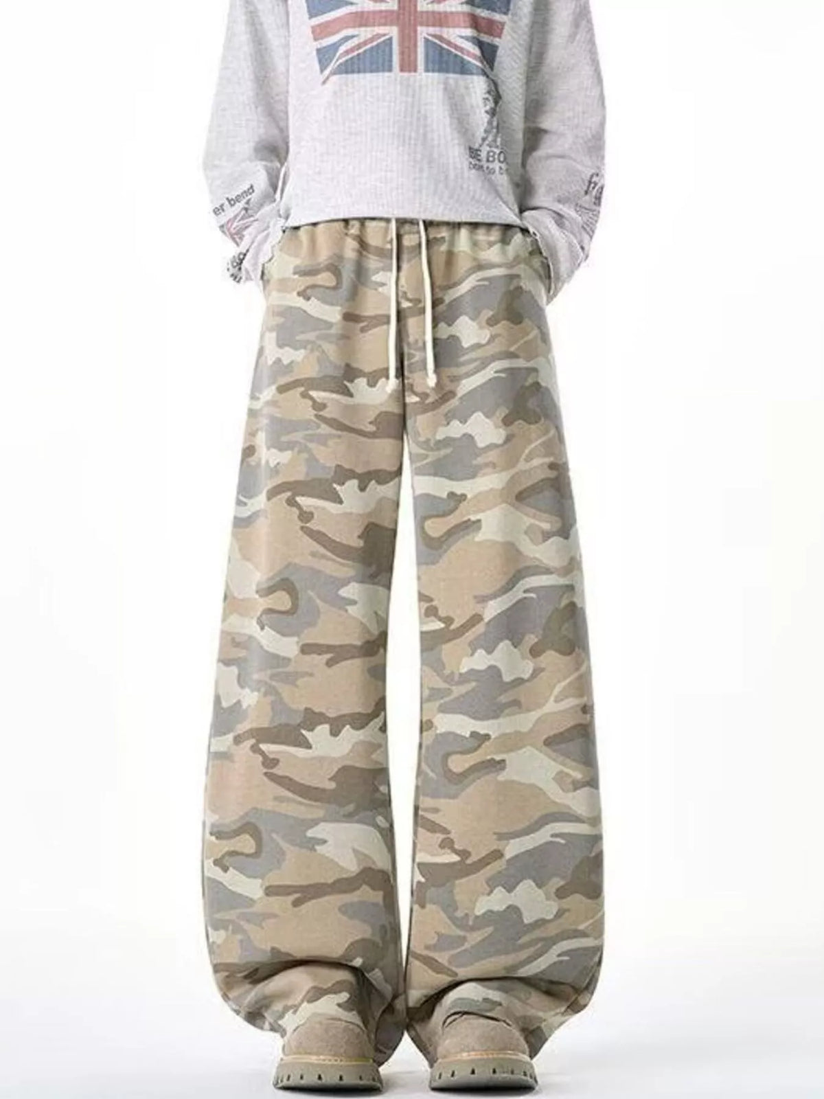 Men's Camouflage Wide Leg Pants in Tan