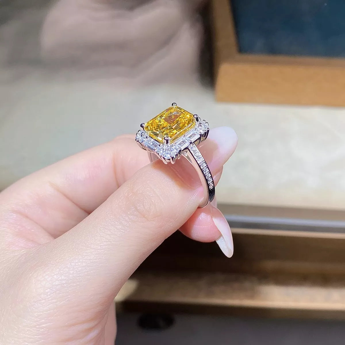 925 Sterling Silver Zircon Geometric Ring for Women in Canary Yellow