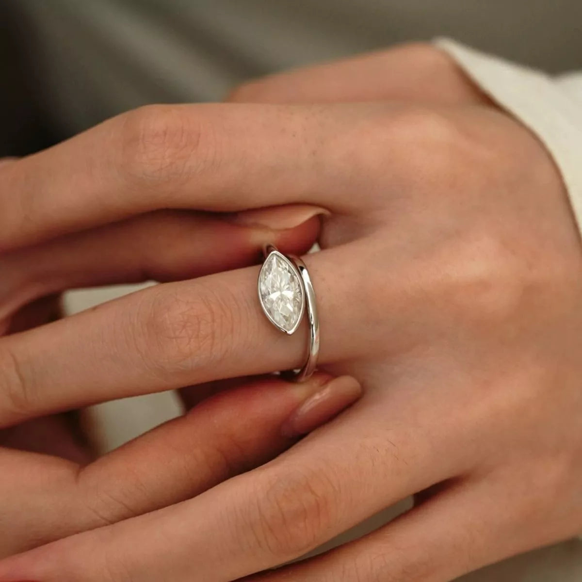 2 Carat 925 Sterling Silver Moissanite Marquise Cut Bypass Ring – image 4 | Lilixa Trending Jewelry