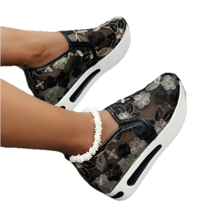 Women's Round Toe Platform Slip-On Shoes