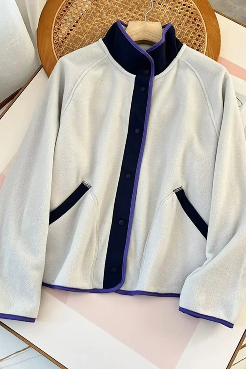 Snap Down Contrast Fleece Jacket for Women with Pockets