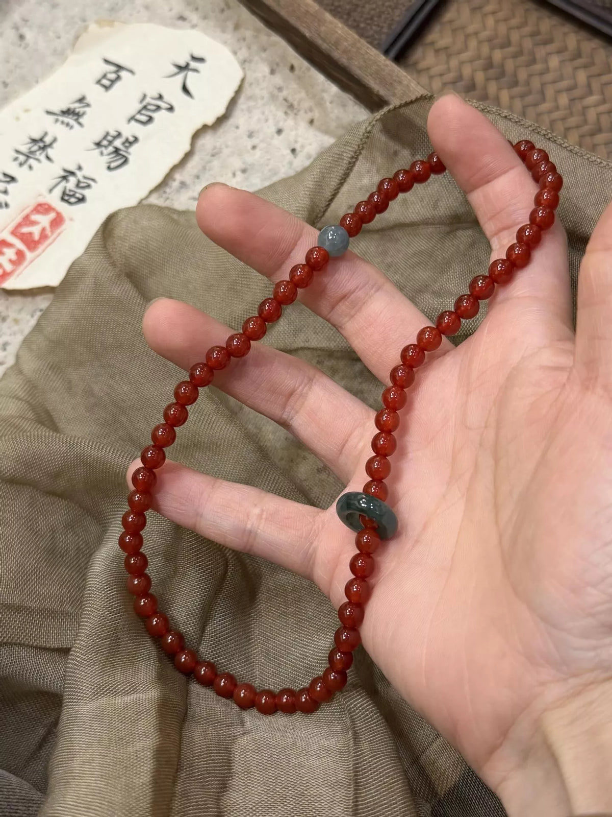 Double Layered Agate Beaded Bracelet – image 4 | Lilixa Trending Jewelry