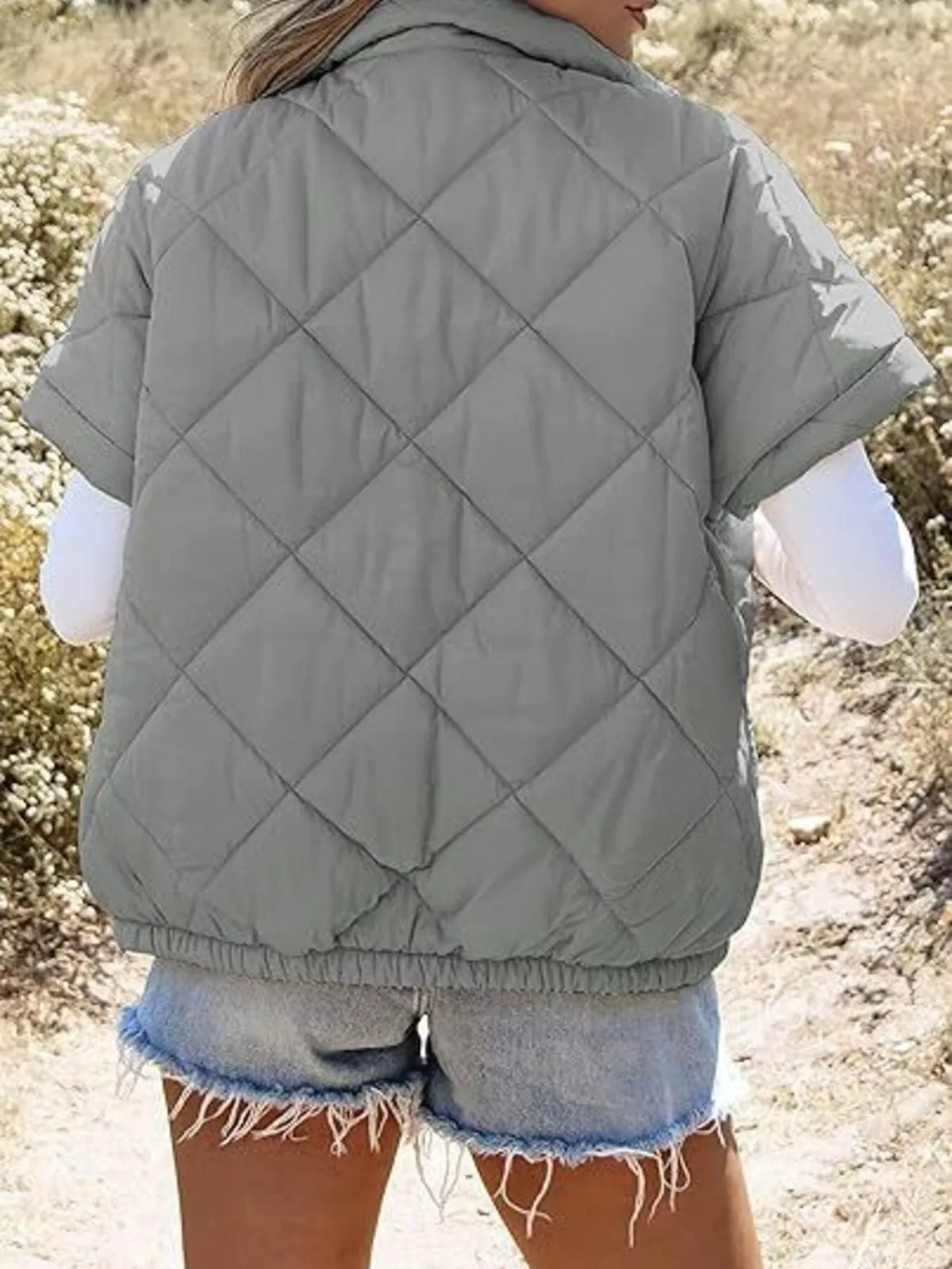 Women's Quilted Zip Up Short Sleeve Winter Coat