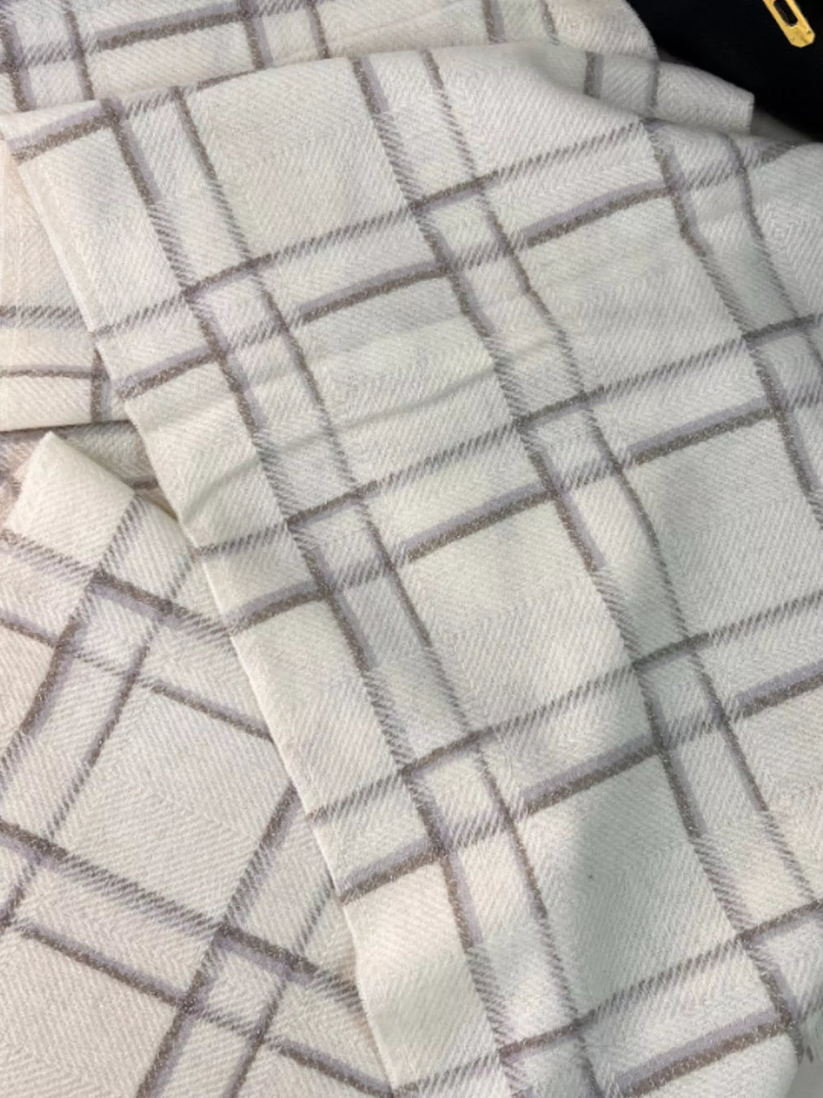100% Wool Raw Hem Plaid Scarf for Women